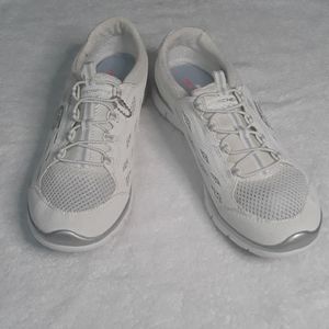 Athletic Women shoes